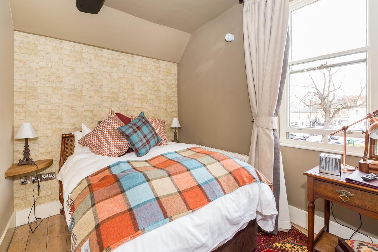 The Bull Hotel Olney Extérieur photo