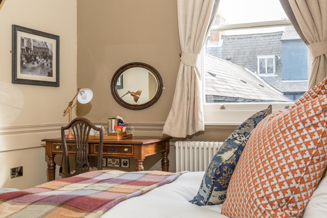 The Bull Hotel Olney Extérieur photo