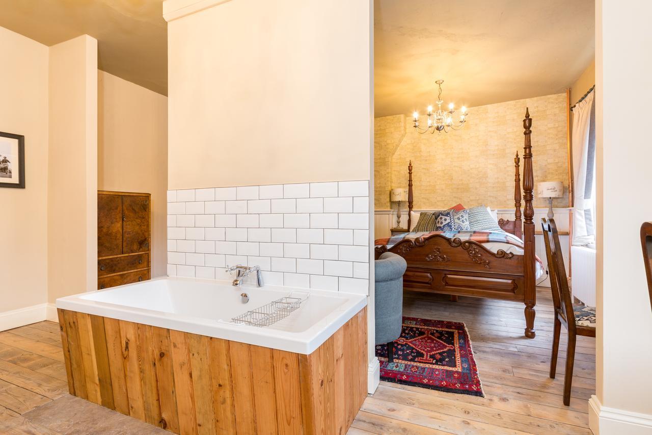The Bull Hotel Olney Extérieur photo