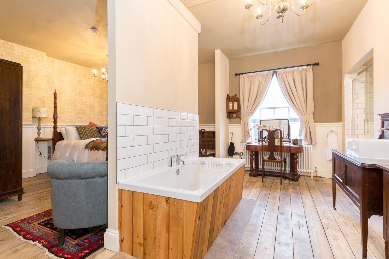 The Bull Hotel Olney Extérieur photo