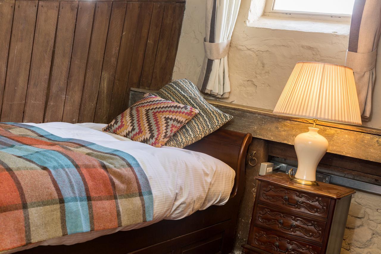 The Bull Hotel Olney Extérieur photo